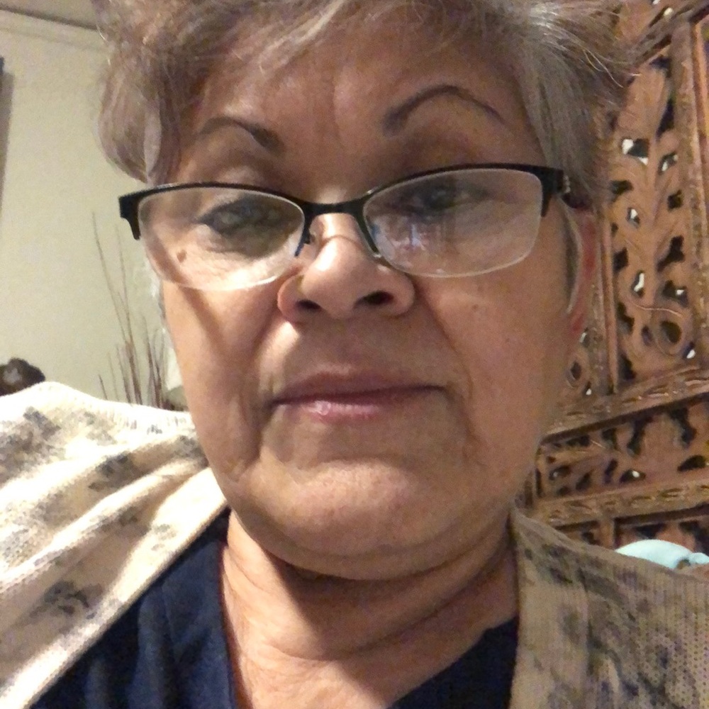 Meet your Posher, Gladys